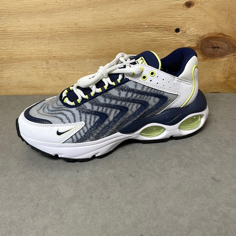 Nike Air Max TW